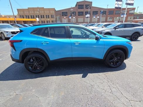 Used 2025 Chevrolet Trax ACTIV w/ Driver Confidence Package FWD image 8