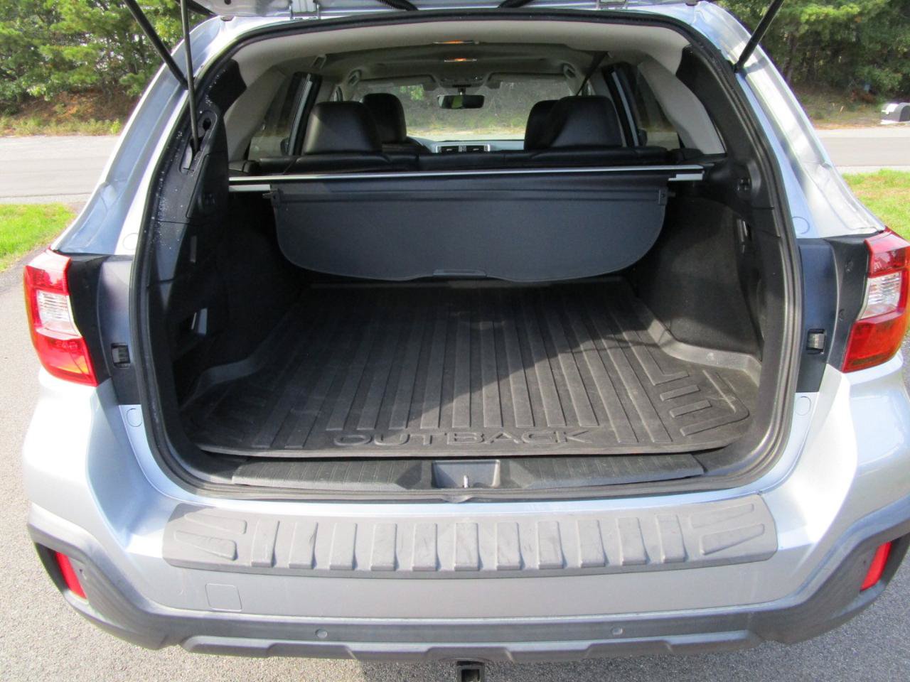 Used 2019 Subaru Outback 2.5i Limited AWD/4WD image 7