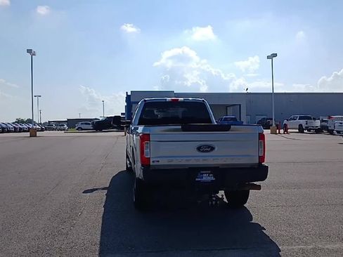 Used 2017 Ford F250 XL w/ Power Equipment Group AWD/4WD image 7
