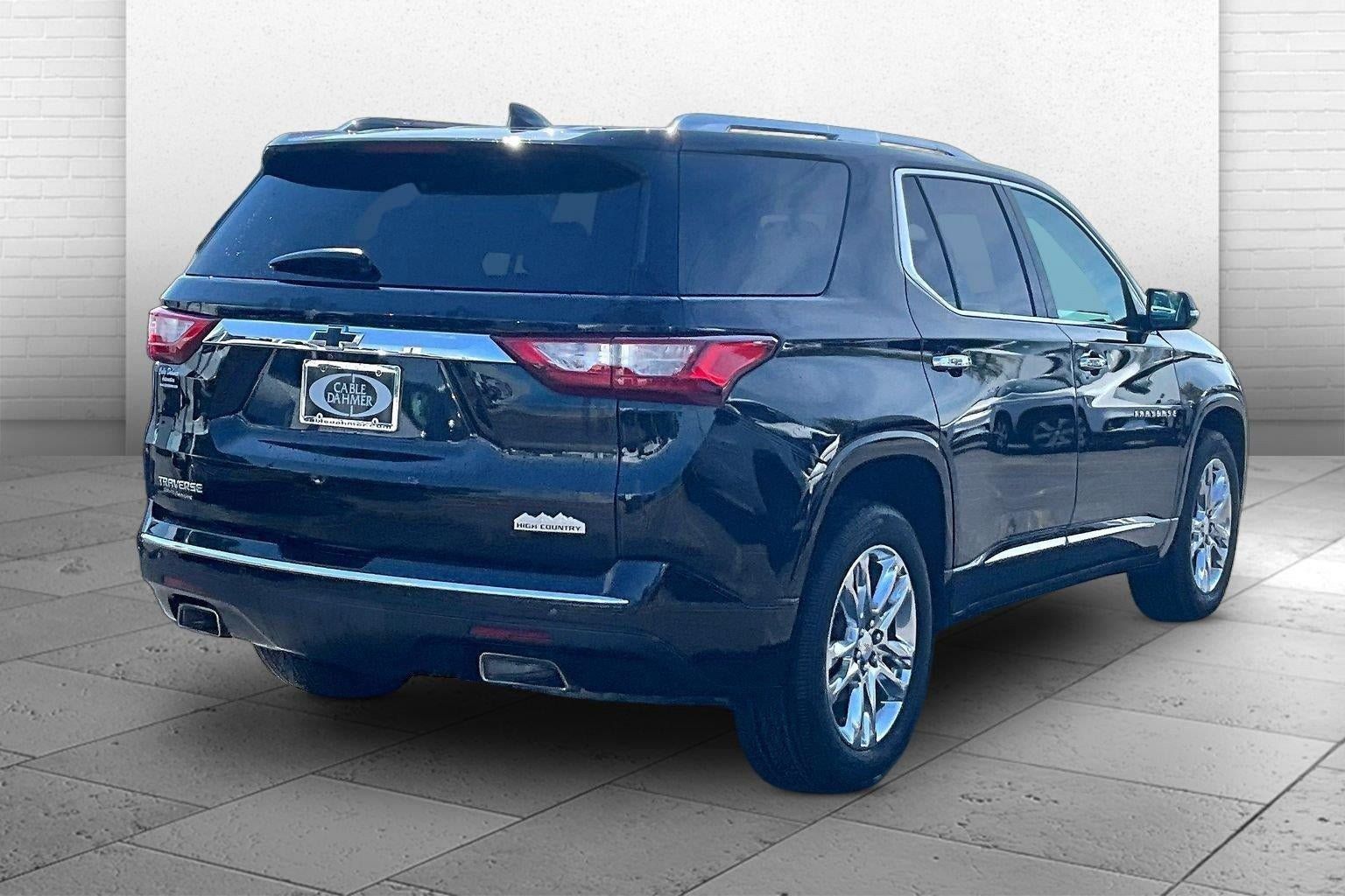Used 2020 Chevrolet Traverse High Country w/ LPO, Cargo Package FWD image 14