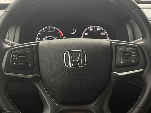 Used 2025 Honda Ridgeline RTL image 19