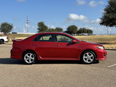 Used 2012 Toyota Corolla S FWD image 6