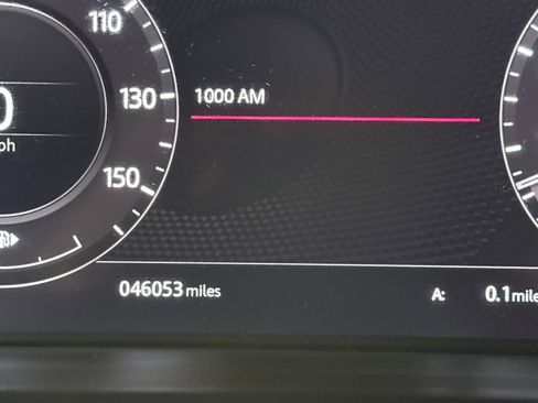 Used 2019 Land Rover Range Rover HSE image 24