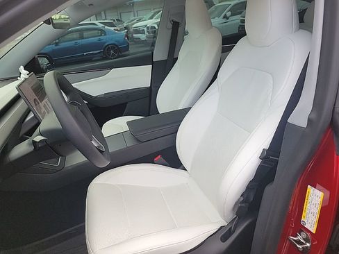 Used 2026 Tesla Model Y Long Range image 11