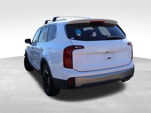 Used 2025 Kia Telluride S AWD/4WD image 18