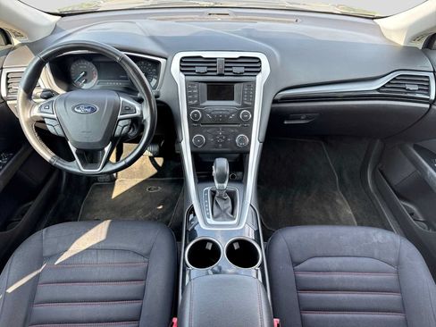 Used 2013 Ford Fusion SE FWD image 13