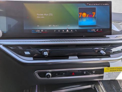 Used 2025 BMW X7 M60i AWD/4WD image 14