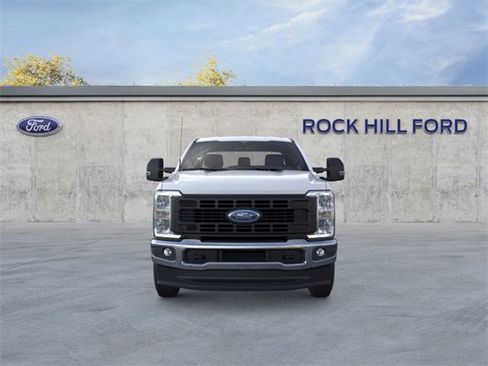 New 2026 Ford F250 XL w/ XL Chrome Package image 6