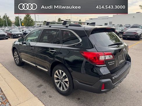 Used 2018 Subaru Outback 2.5i Touring w/ Popular Package #3 AWD/4WD image 5