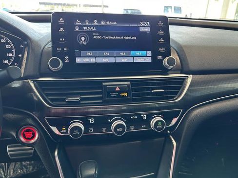 Used 2022 Honda Accord Sport image 17