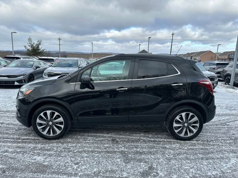 Used 2022 Buick Encore Preferred w/ Safety Package image 8