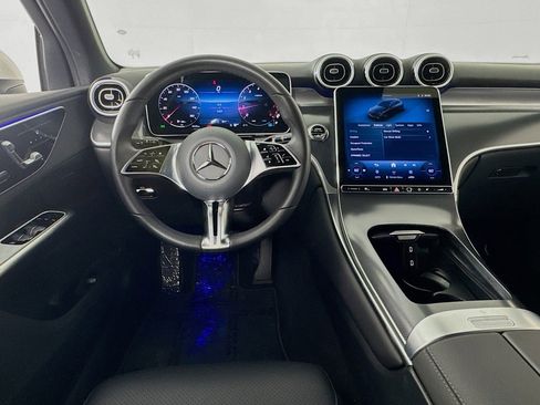 Certified 2026 Mercedes-Benz GLC 300 image 4