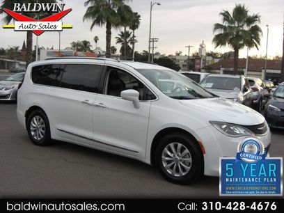 Used 2019 Chrysler Pacifica Touring-L