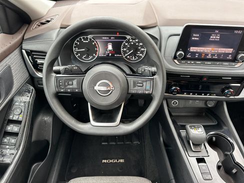 Used 2022 Nissan Rogue SV AWD/4WD image 13