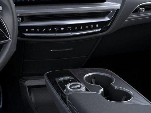 New 2026 Cadillac Lyriq V AWD/4WD image 23