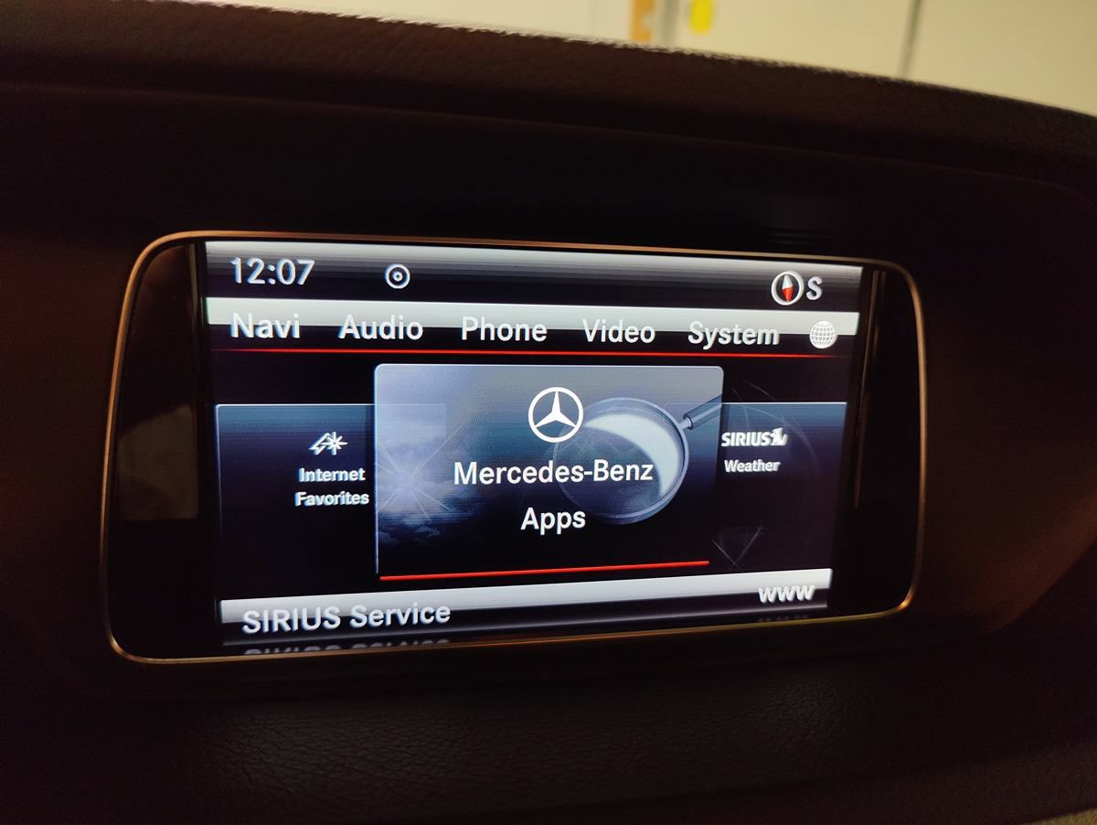 Used 2014 Mercedes-Benz E 350 4MATIC Wagon image 39