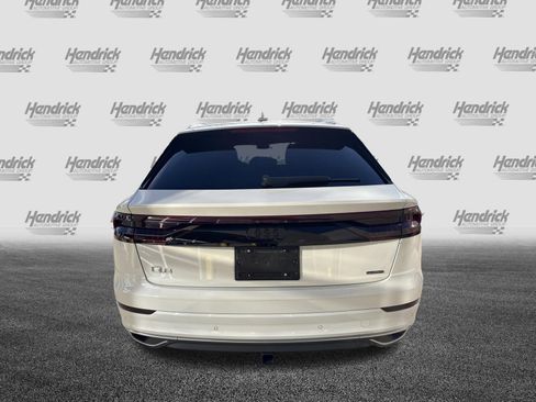 Used 2019 Audi Q8 Premium Plus w/ Premium Plus image 9