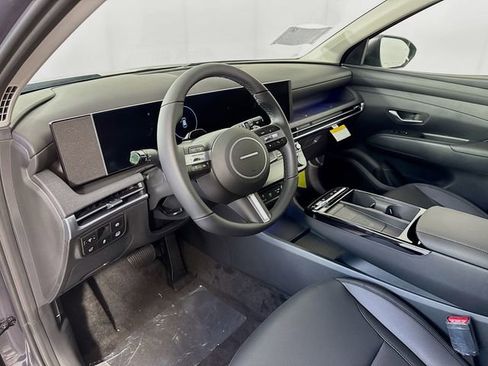 Used 2025 Hyundai Tucson SEL AWD/4WD image 21