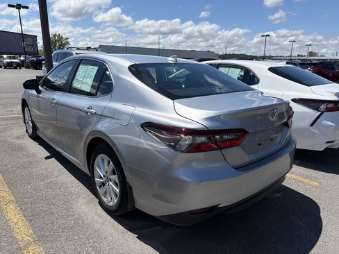 Used 2024 Toyota Camry LE FWD image 4