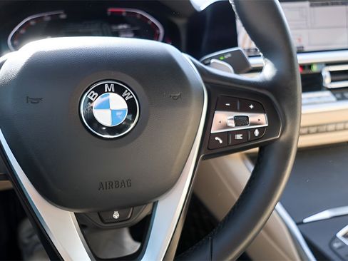 Used 2021 BMW 430i Convertible image 13