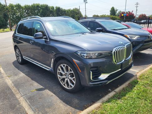 Used 2019 BMW X7 xDrive40i w/ Premium Package AWD/4WD image 3