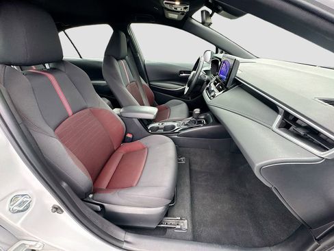 Used 2024 Toyota Corolla SE image 33