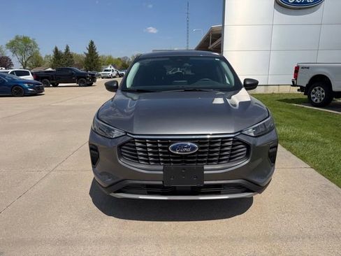 Used 2024 Ford Escape Active image 2