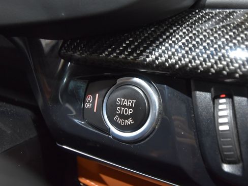 Used 2016 BMW X5 M image 32