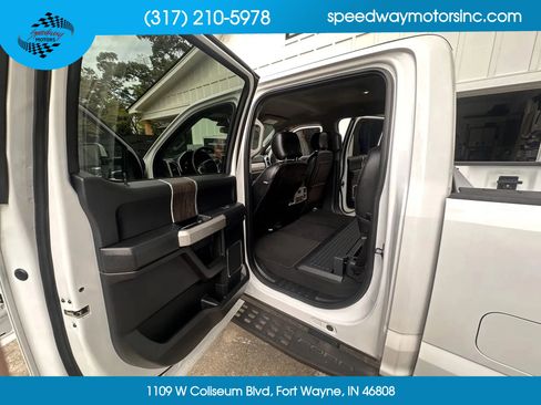 Used 2021 Ford F250 XLT w/ XLT Premium Package image 15