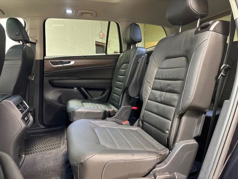 Used 2024 Volkswagen Atlas SEL image 24