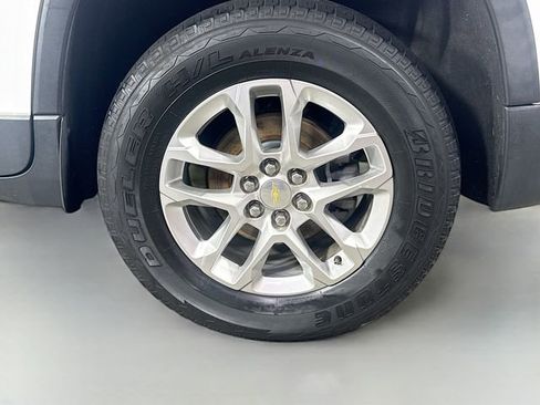 Used 2019 Chevrolet Traverse LS AWD/4WD image 32