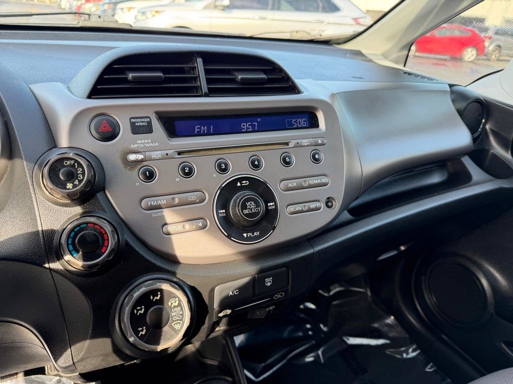 Used 2011 Honda Fit image 26