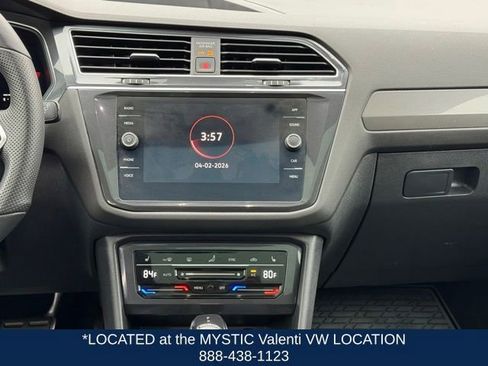 Certified 2022 Volkswagen Tiguan SE R-Line image 17