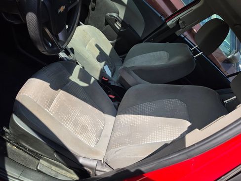 Used 2015 Chevrolet Sonic LS FWD image 6