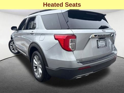 Used 2021 Ford Explorer XLT w/ Equipment Group 202A AWD/4WD image 10