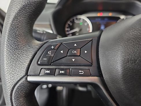Certified 2024 Nissan Altima 2.5 SV FWD image 16