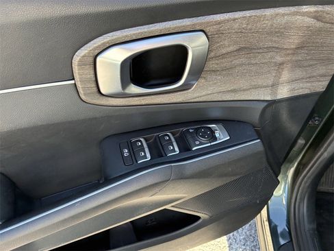 Used 2022 Kia Sorento X-Line EX image 16