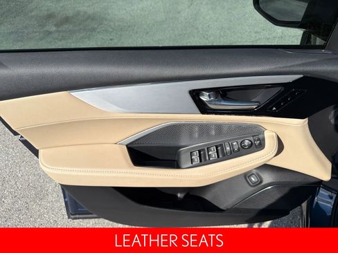 Used 2025 Acura MDX SH-AWD image 18