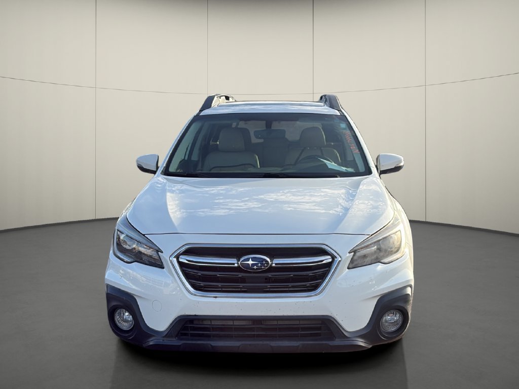 Used 2019 Subaru Outback 3.6R Limited AWD/4WD image 2