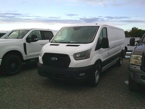 New 2025 Ford Transit 250 XL image 22