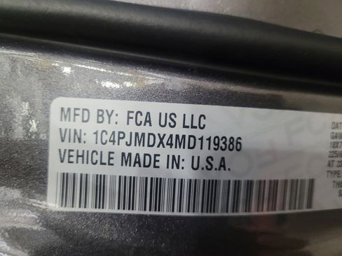 Used 2021 Jeep Cherokee Limited w/ Elite Package image 33