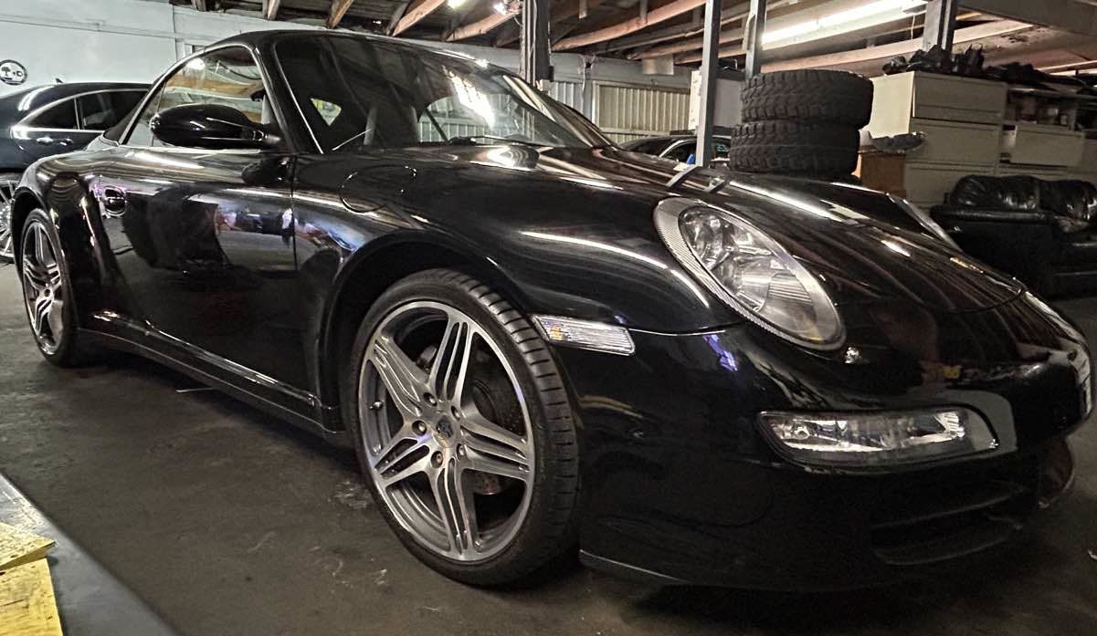 Used 2008 Porsche 911 Carrera 4 AWD/4WD image 1