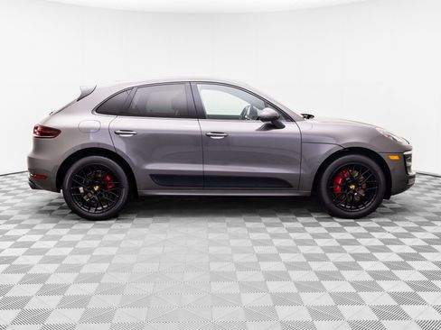Certified 2018 Porsche Macan GTS AWD/4WD image 6