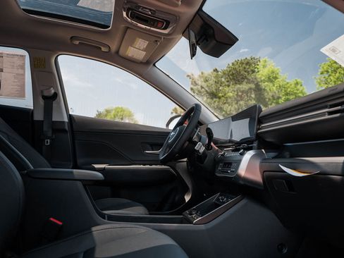 New 2026 Hyundai Kona Limited AWD/4WD image 11
