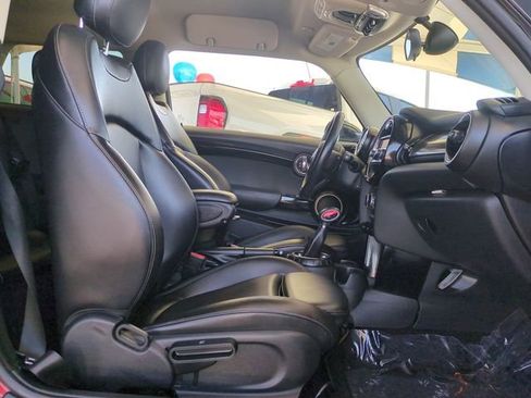 Used 2015 MINI Cooper S FWD image 32