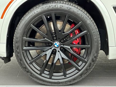 Used 2022 BMW X5 M50i w/ Parking Assistance Package AWD/4WD image 33
