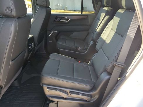 New 2026 GMC Yukon Denali w/ Sun & Power Step Package image 24