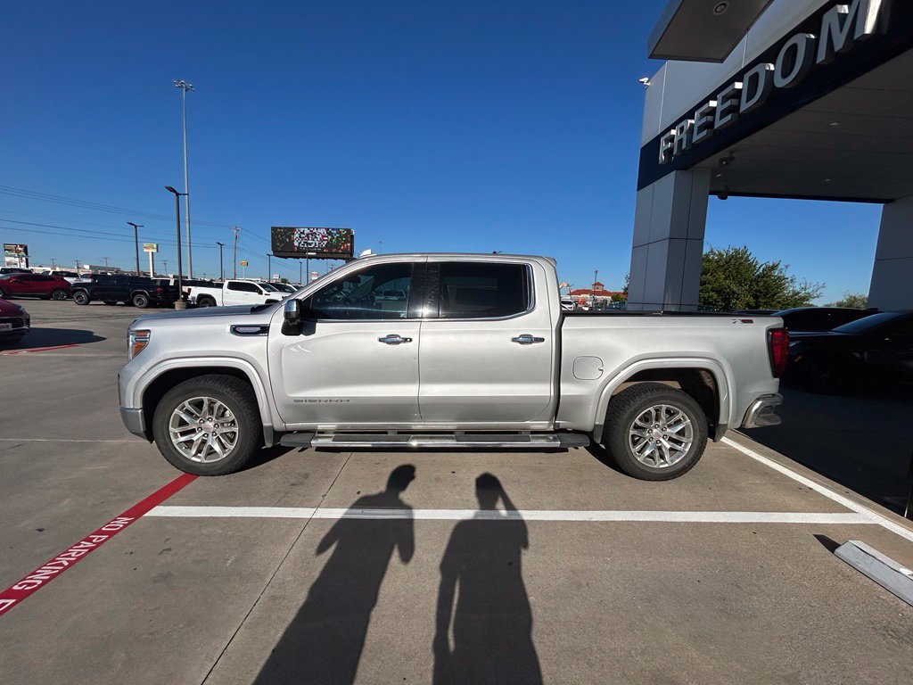 Used 2022 GMC Sierra 1500 SLT AWD/4WD image 2
