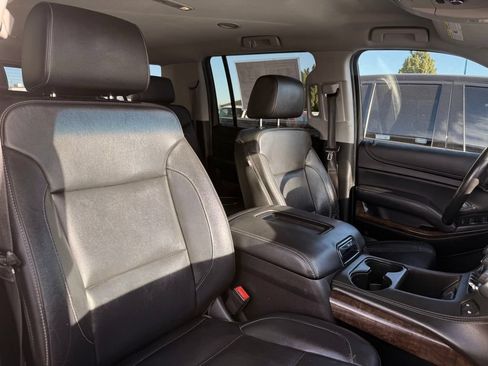 Used 2019 Chevrolet Suburban LT AWD/4WD image 20