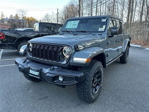 New 2026 Jeep Gladiator Sport image 4